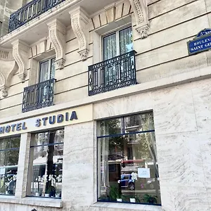 Studia Otel Paris