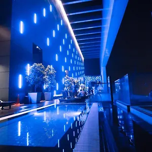 dolphin-platinum-face-kuala-lumpur.kualalumpurs-hotels.com/