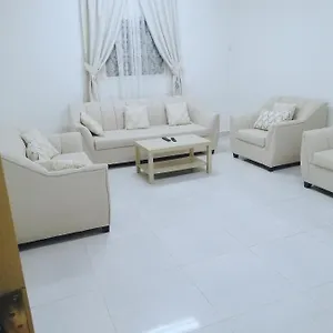 صقر 11 - مجلس واسع غرفه نوم مطبخ شقة الرياض