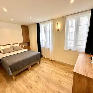 Zora Otel Paris