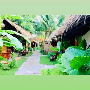  Alloggio in famiglia Under The Coconut Tree Vietnam