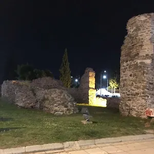 https://apt-rotonda-luxurious.hotelschalkidiki.net